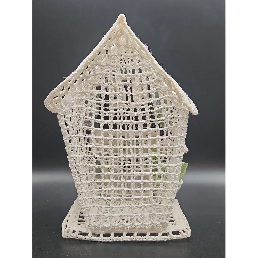 Vintage Cottagecore Starched Crochet House Ribbon Embroidery Flower Cottage 7.5